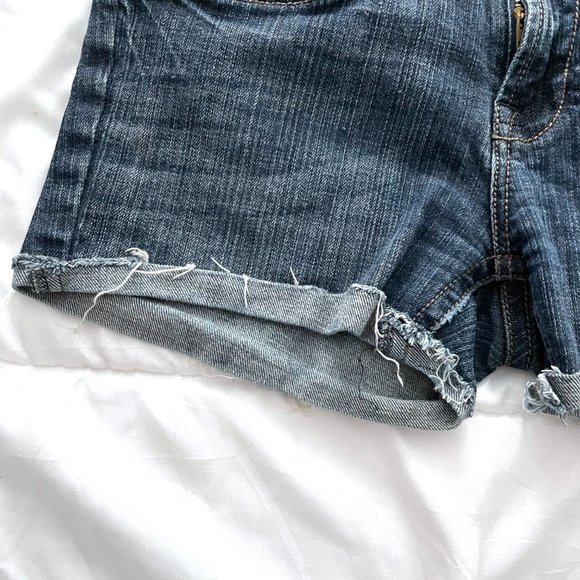 Refuge Cuffed Denim Shorts • 2.5” inseam - Picture 3 of 7